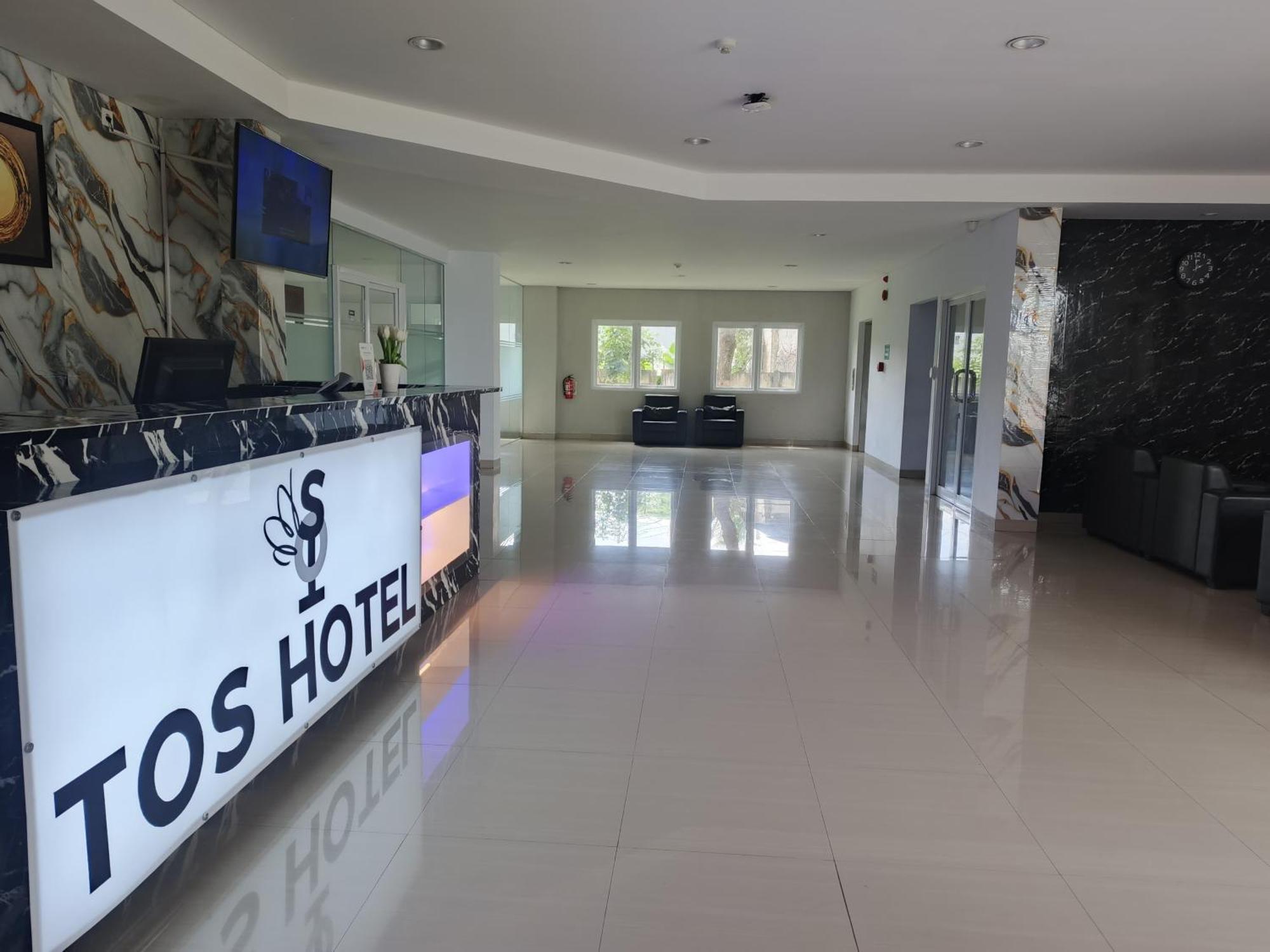 Tos Hotel & Convention Center Tangerang Powered By Archipelago ภายนอก รูปภาพ